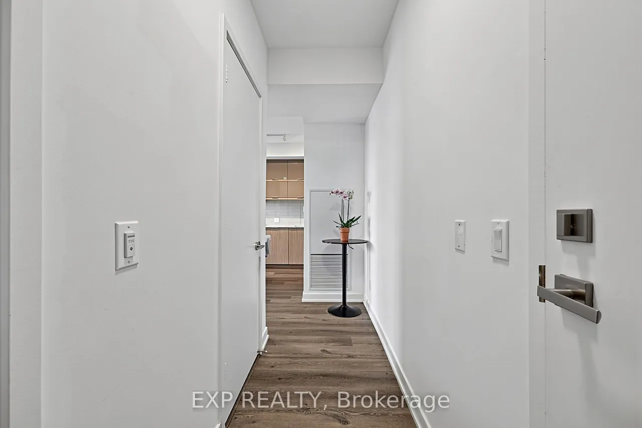 10 Deerlick Court — photo 2