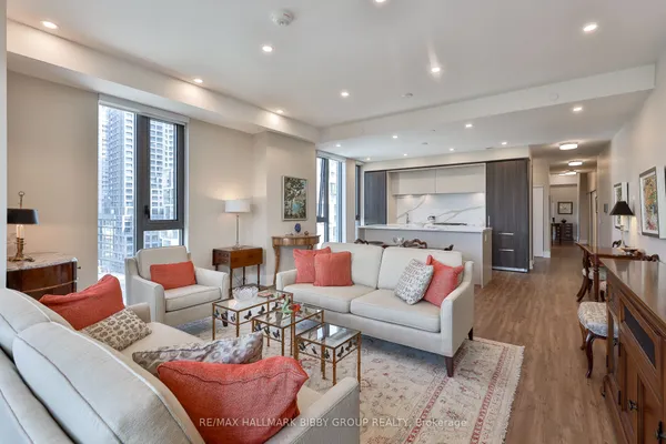 1 Hillsdale Avenue W — photo 2