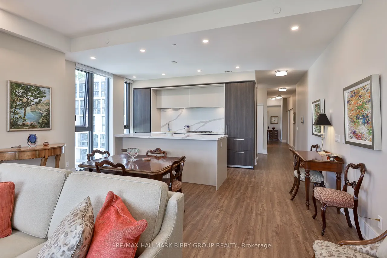 1 Hillsdale Avenue W — photo 3