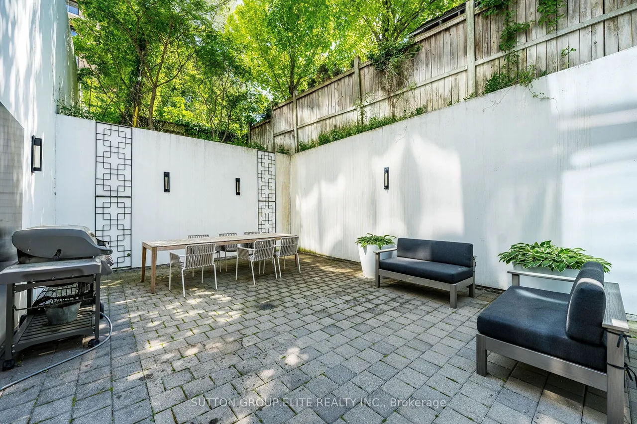 3018 Yonge Street — photo 47