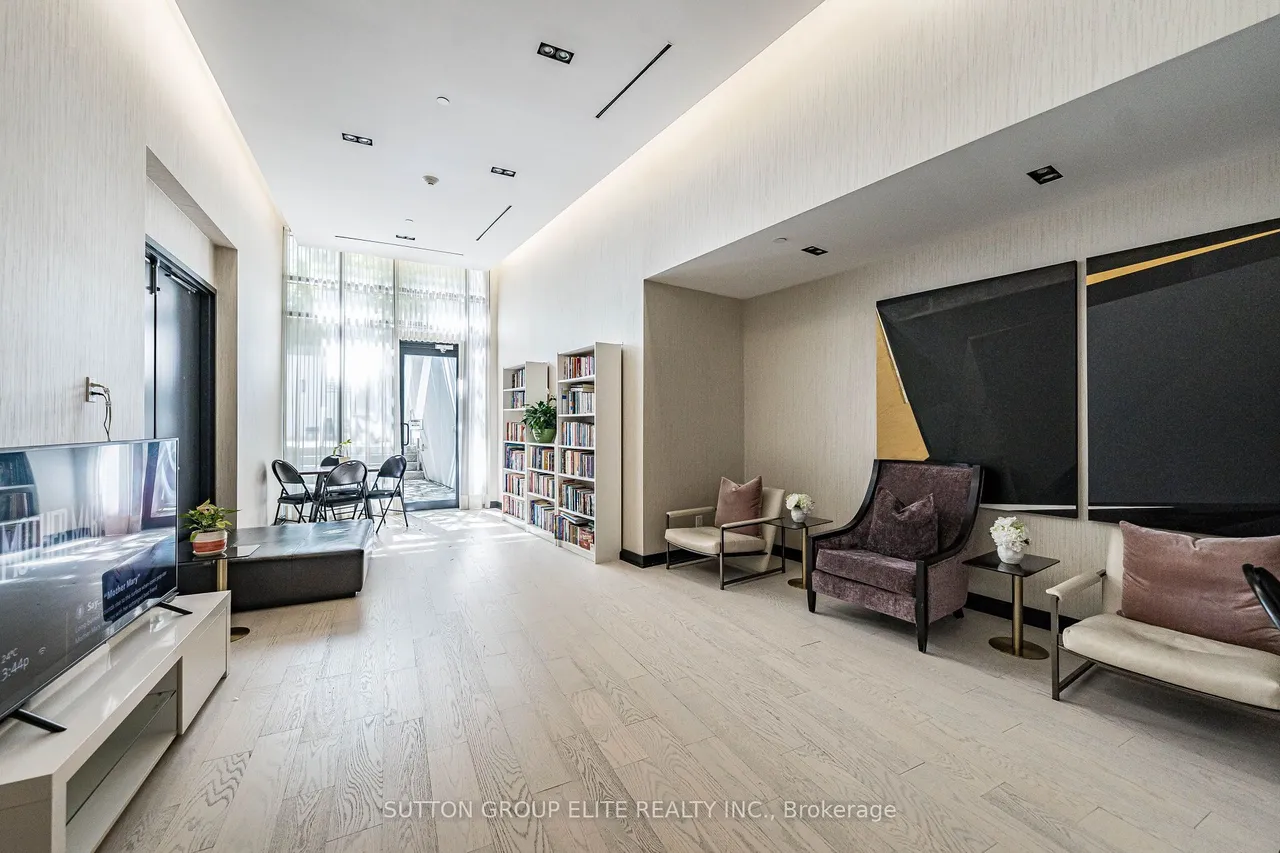 3018 Yonge Street — photo 48