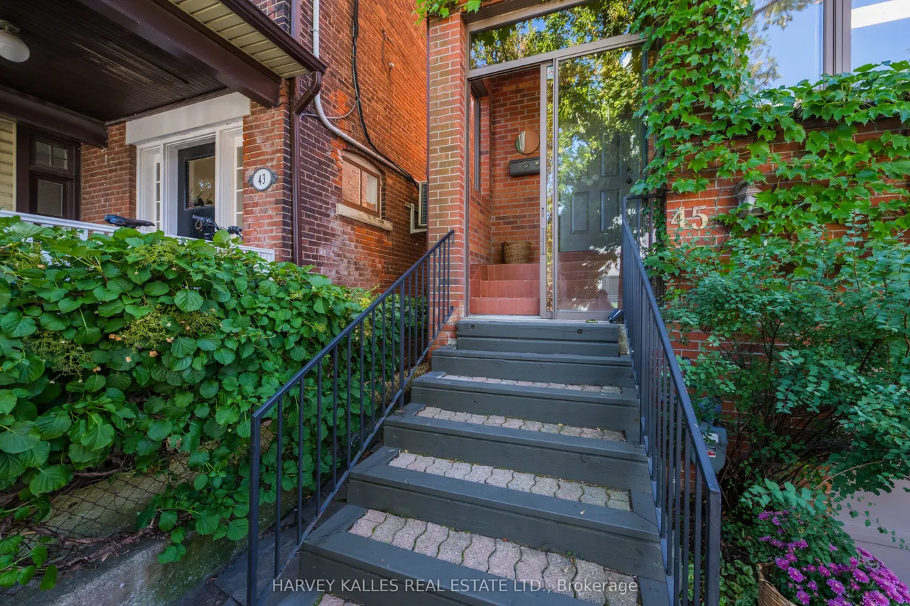 45 Melgund Road — photo 2