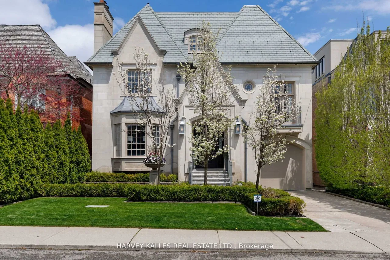 215 Dunvegan Road