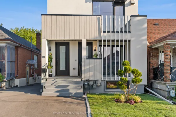 33 Lanark Avenue — photo 2