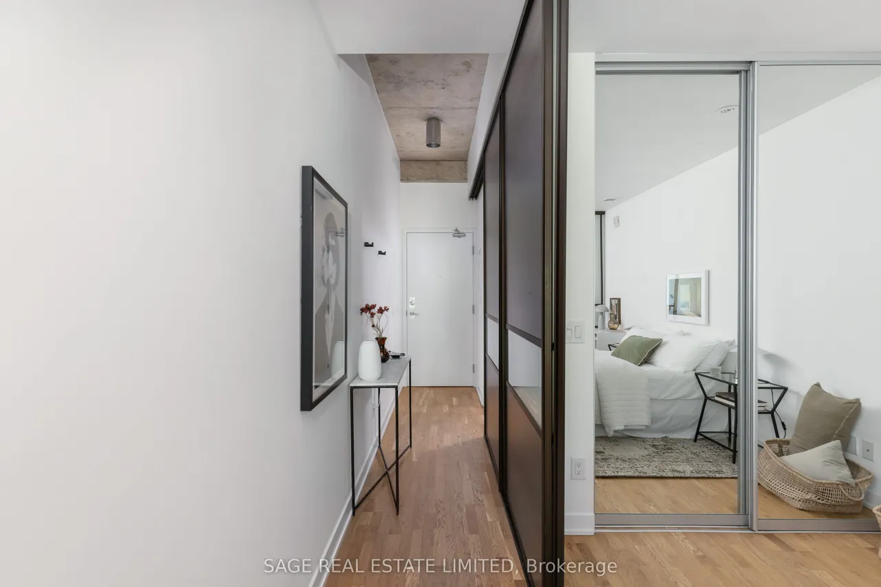 8 Dovercourt Road — photo 3
