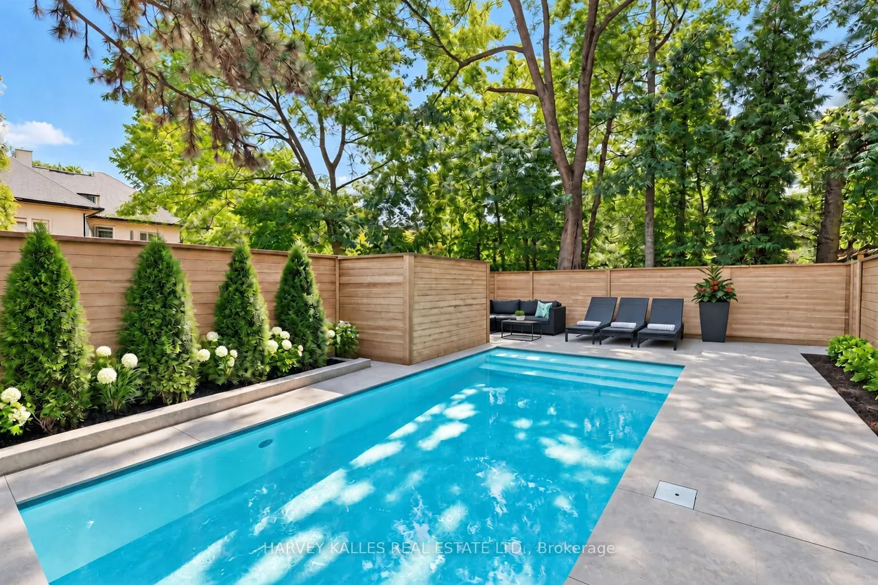 523 Vesta Drive — photo 2