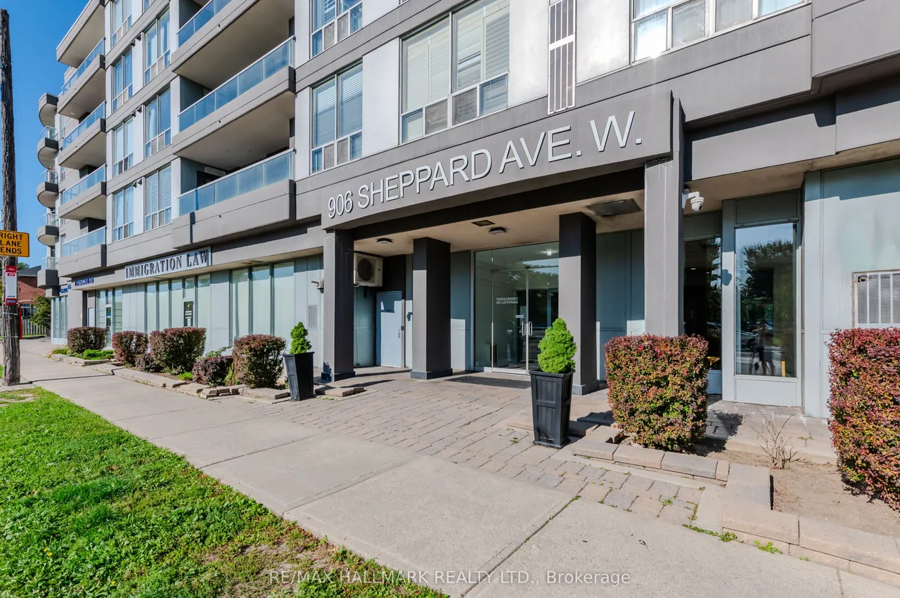 906 Sheppard Avenue W — photo 29