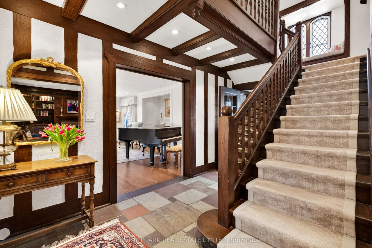 63 Lympstone Avenue — photo 3