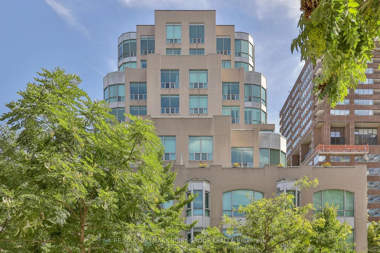 942 Yonge Street — photo 34