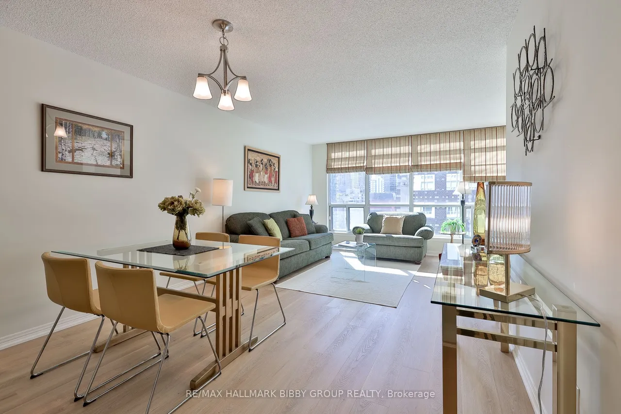 942 Yonge Street