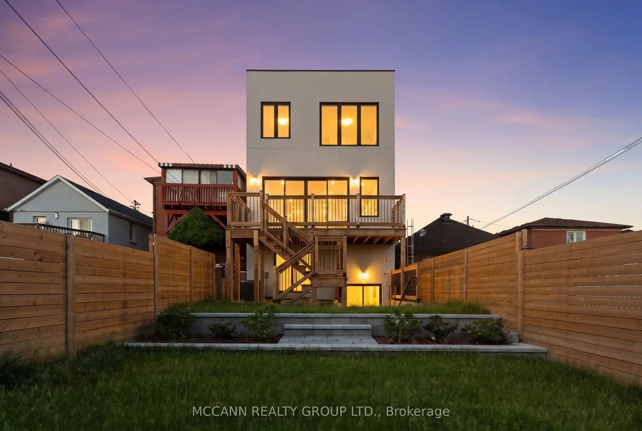 526 Westmount Avenue — photo 49