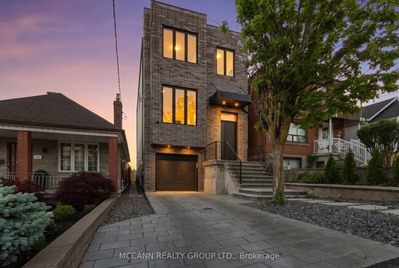 526 Westmount Avenue