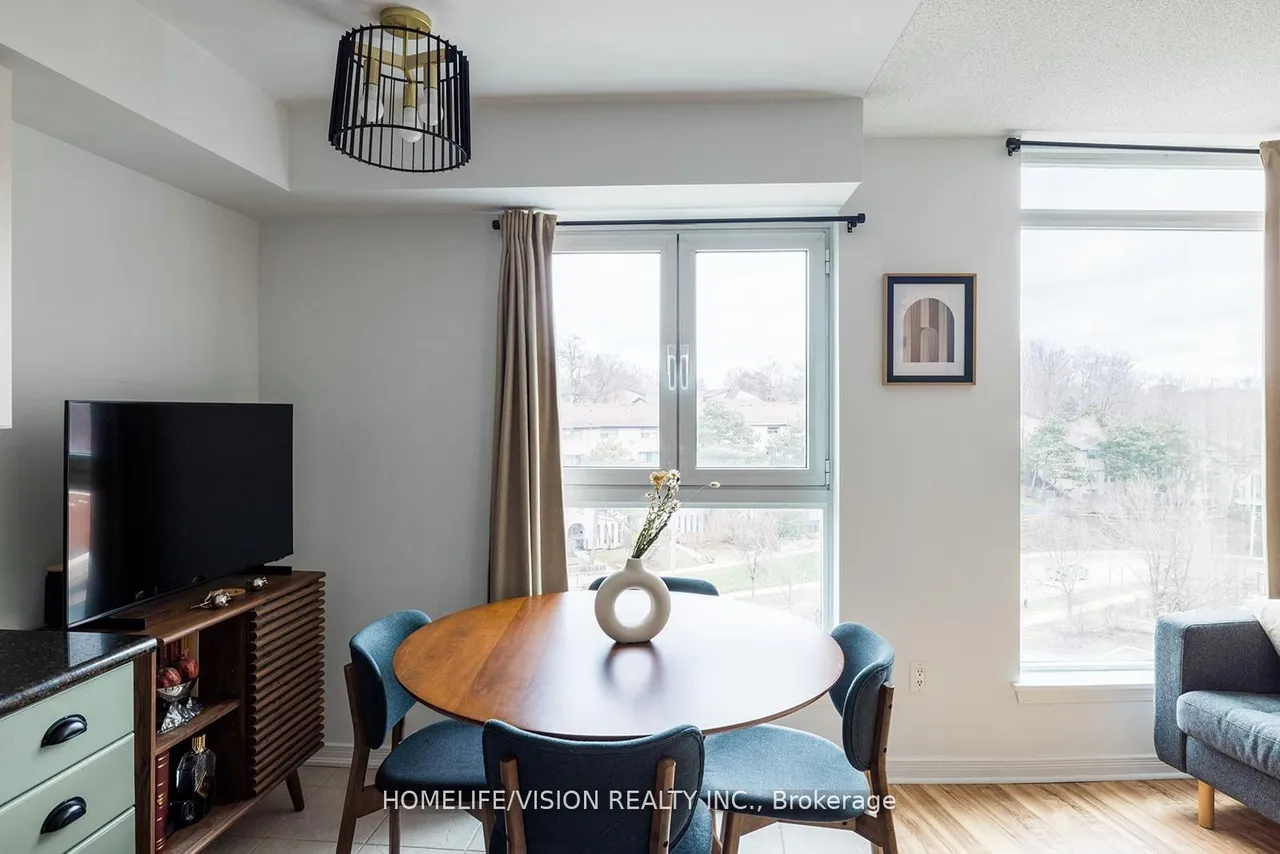 18 Valley Woods Road — photo 3