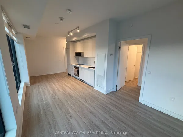 250 Lawrence Avenue W