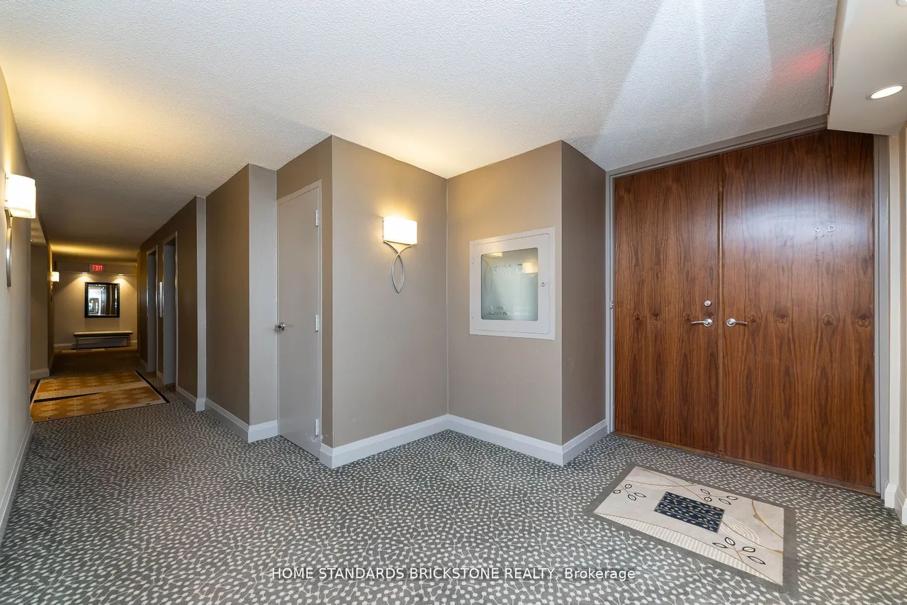 66 Collier Street — photo 3