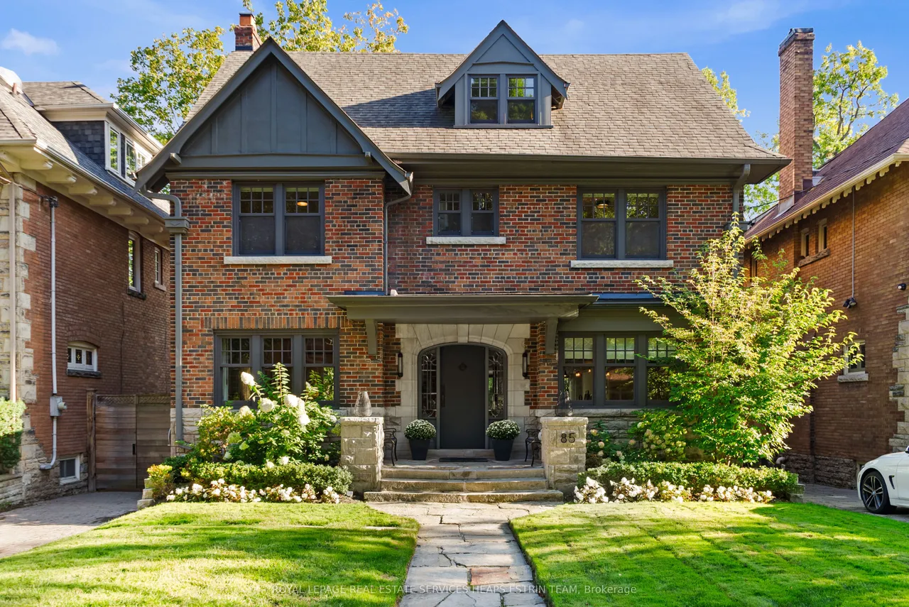 85 Douglas Drive