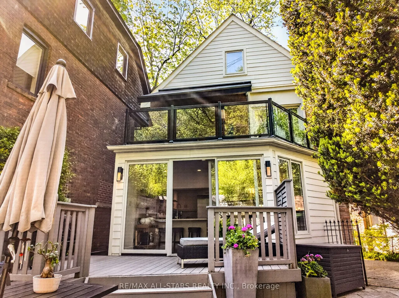 30 Edgewood Crescent — photo 49