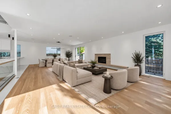 2 Addison Crescent — photo 2