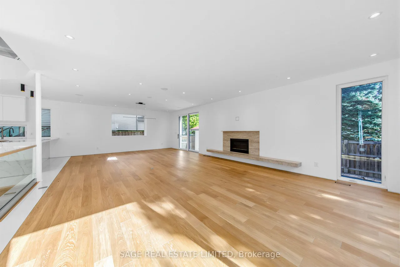 2 Addison Crescent — photo 3
