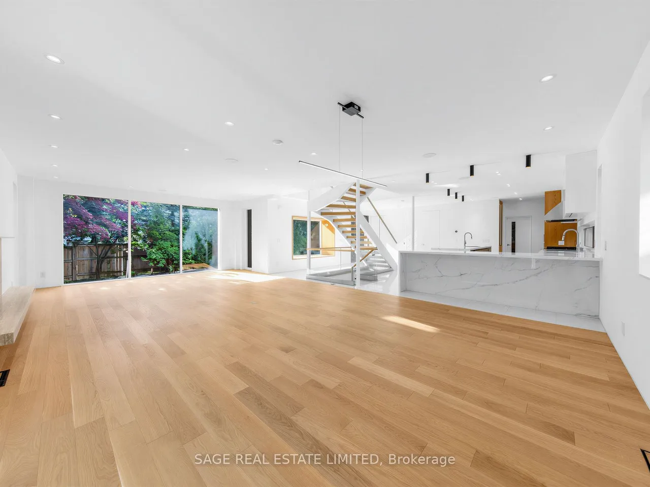 2 Addison Crescent