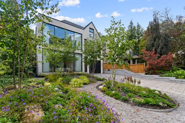 75 Lawrence Crescent