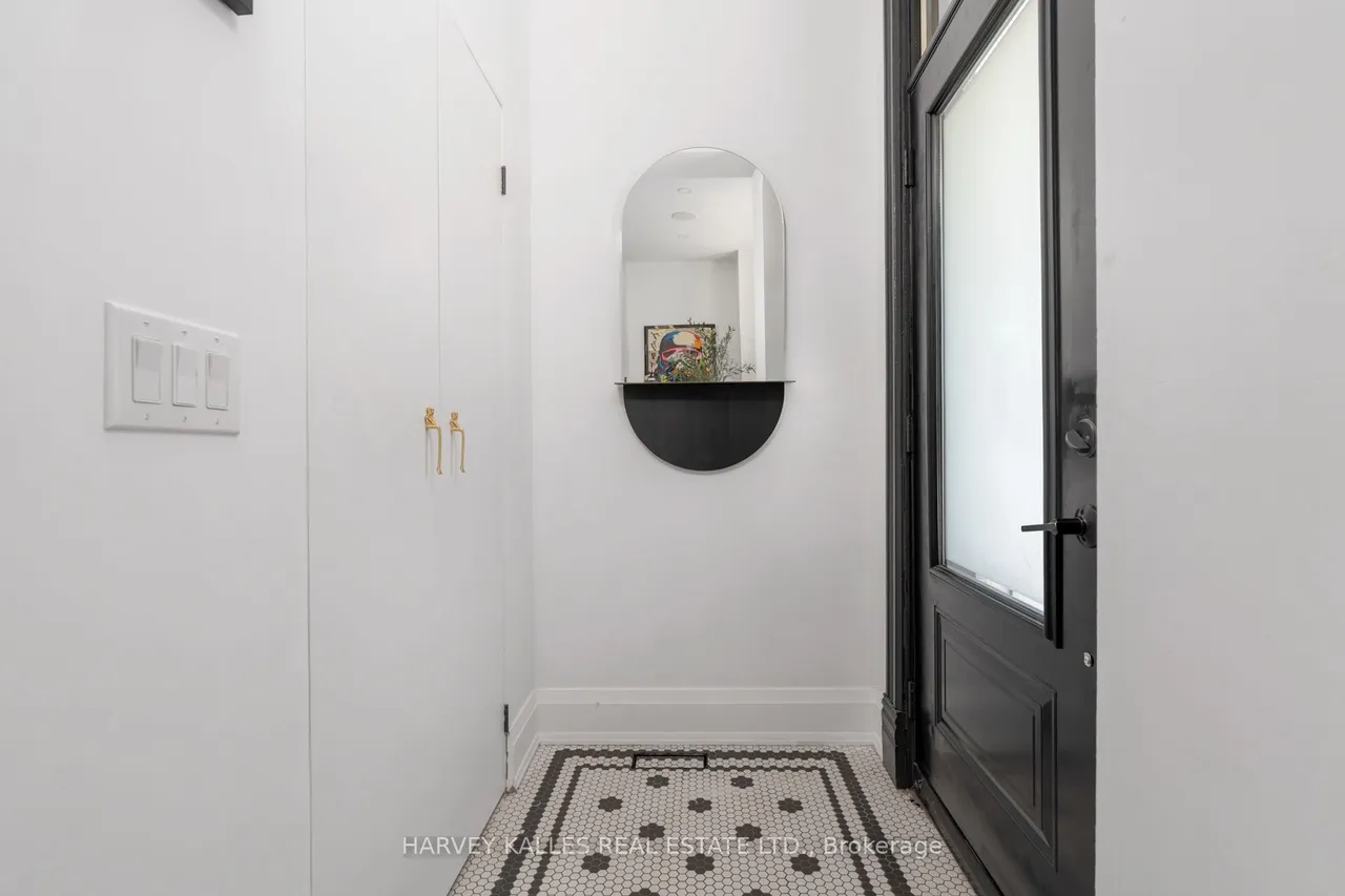 281 Lisgar Street — photo 3