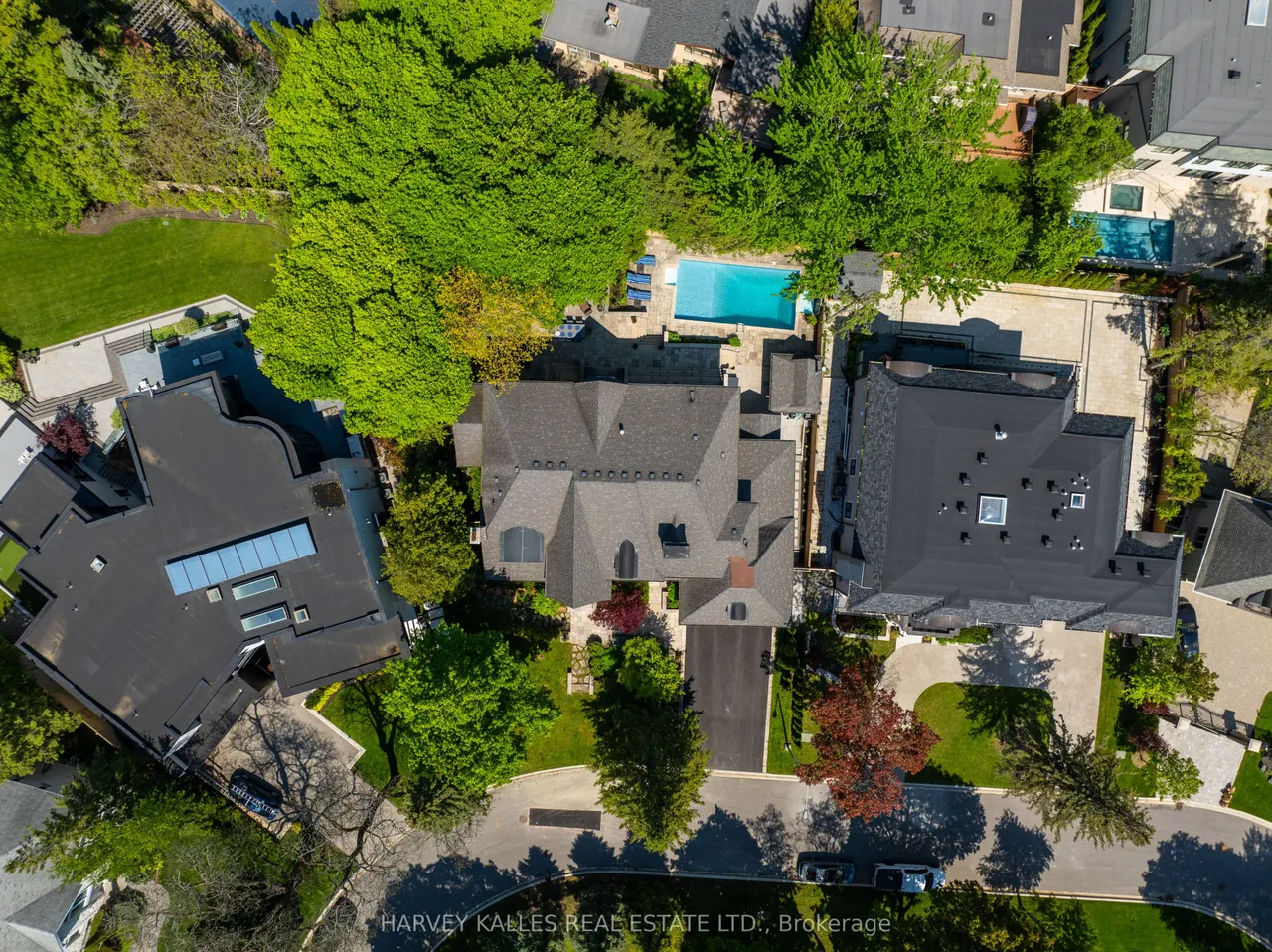 14 Denewood Crescent — photo 3