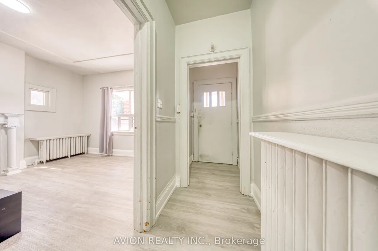 54 Ryerson Avenue — photo 3