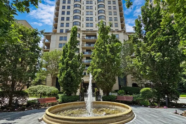 660 Sheppard Avenue E — photo 2