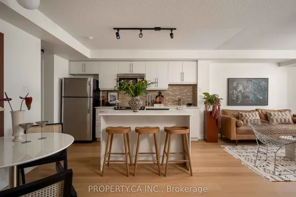 1171 Queen Street W