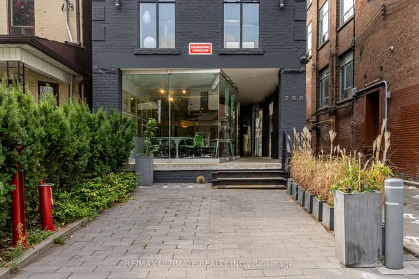298 Markham Street — photo 2
