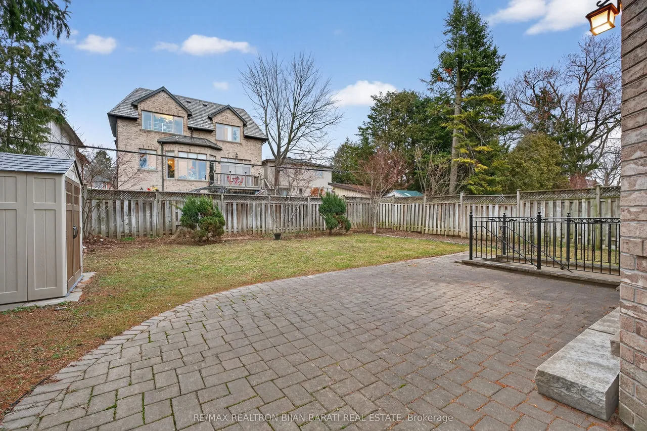 274 Greenfield Avenue — photo 49