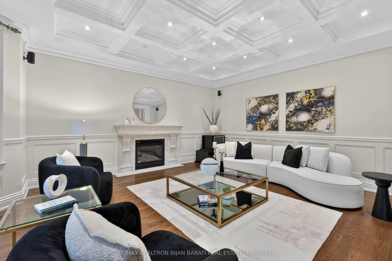 274 Greenfield Avenue — photo 3