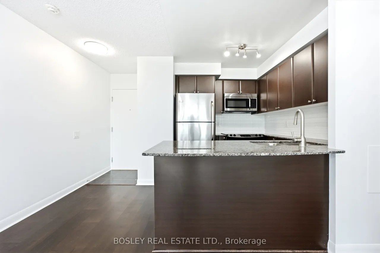 525 Wilson Avenue — photo 3