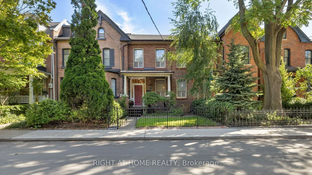 239 Seaton Street