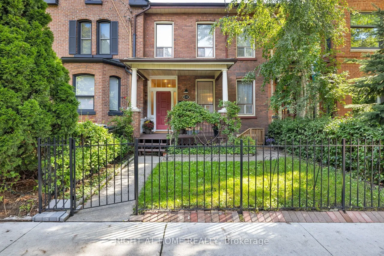 239 Seaton Street — photo 3