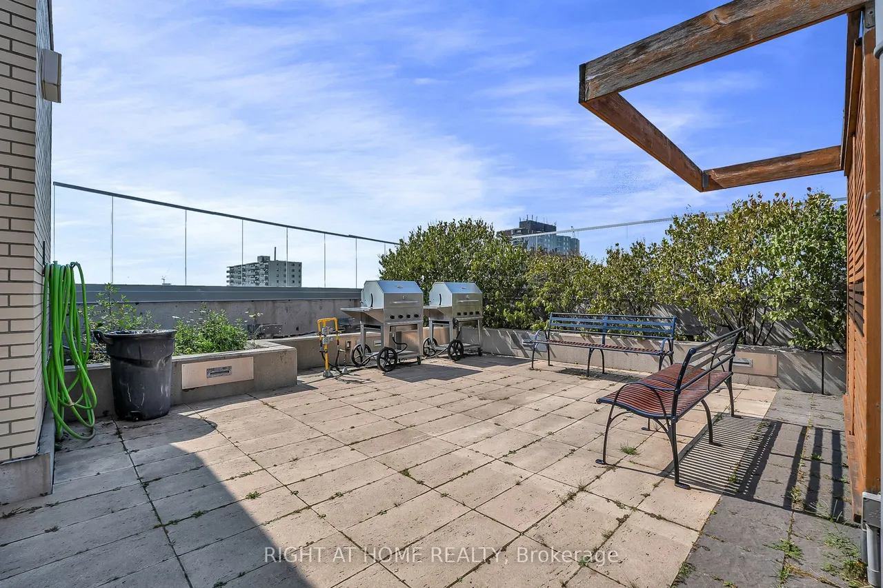 70 Forest Manor Road — photo 36