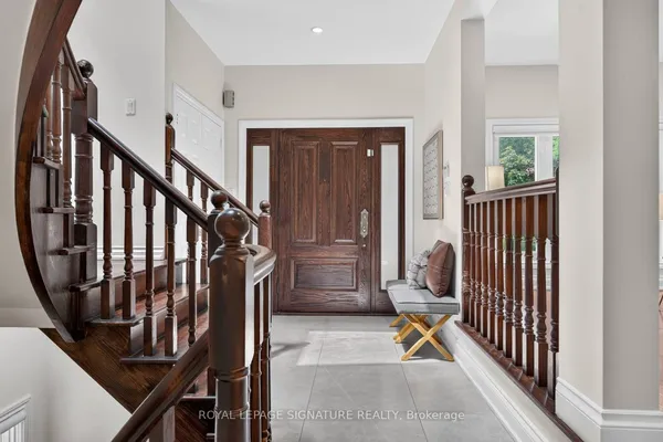 253 Byng Avenue — photo 2