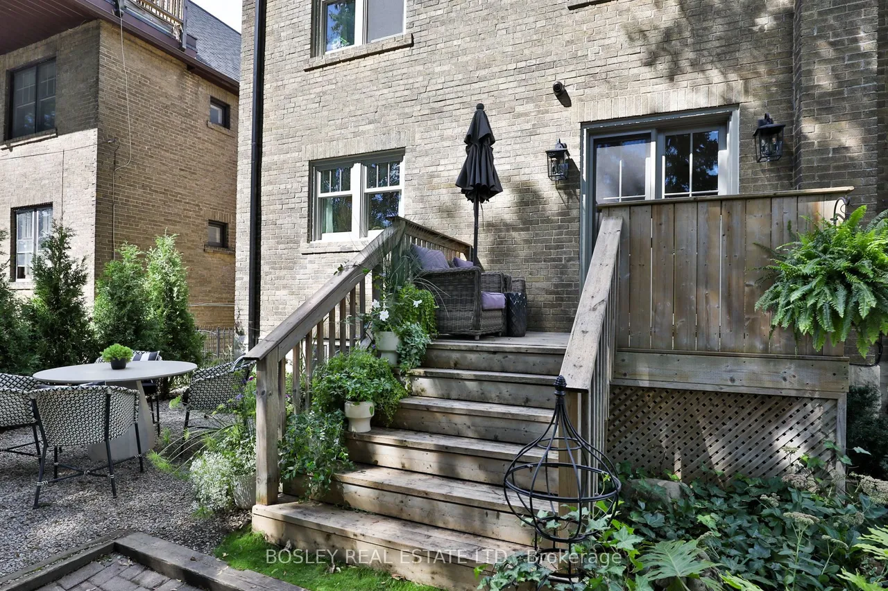 43 Whitehall Road — photo 49