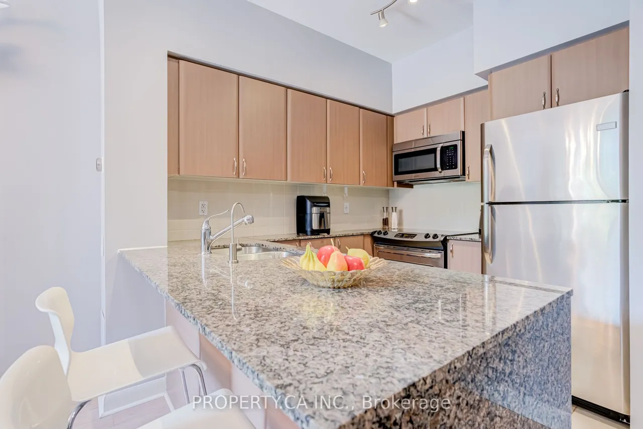 525 Wilson Avenue — photo 2