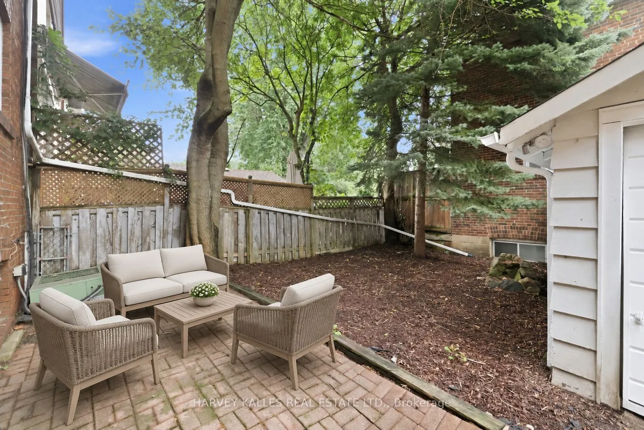 231 Glengrove Avenue W — photo 34