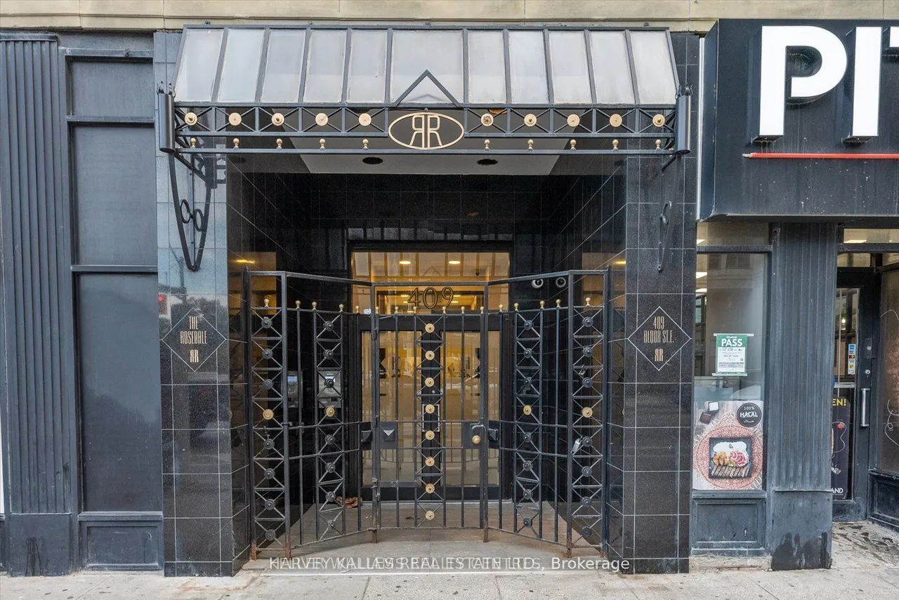 409 Bloor Street W — photo 2