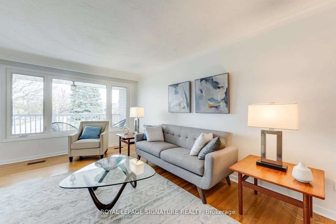 124 Edmonton Drive — photo 3