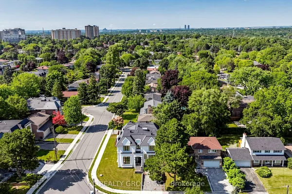 7 Knollview Crescent