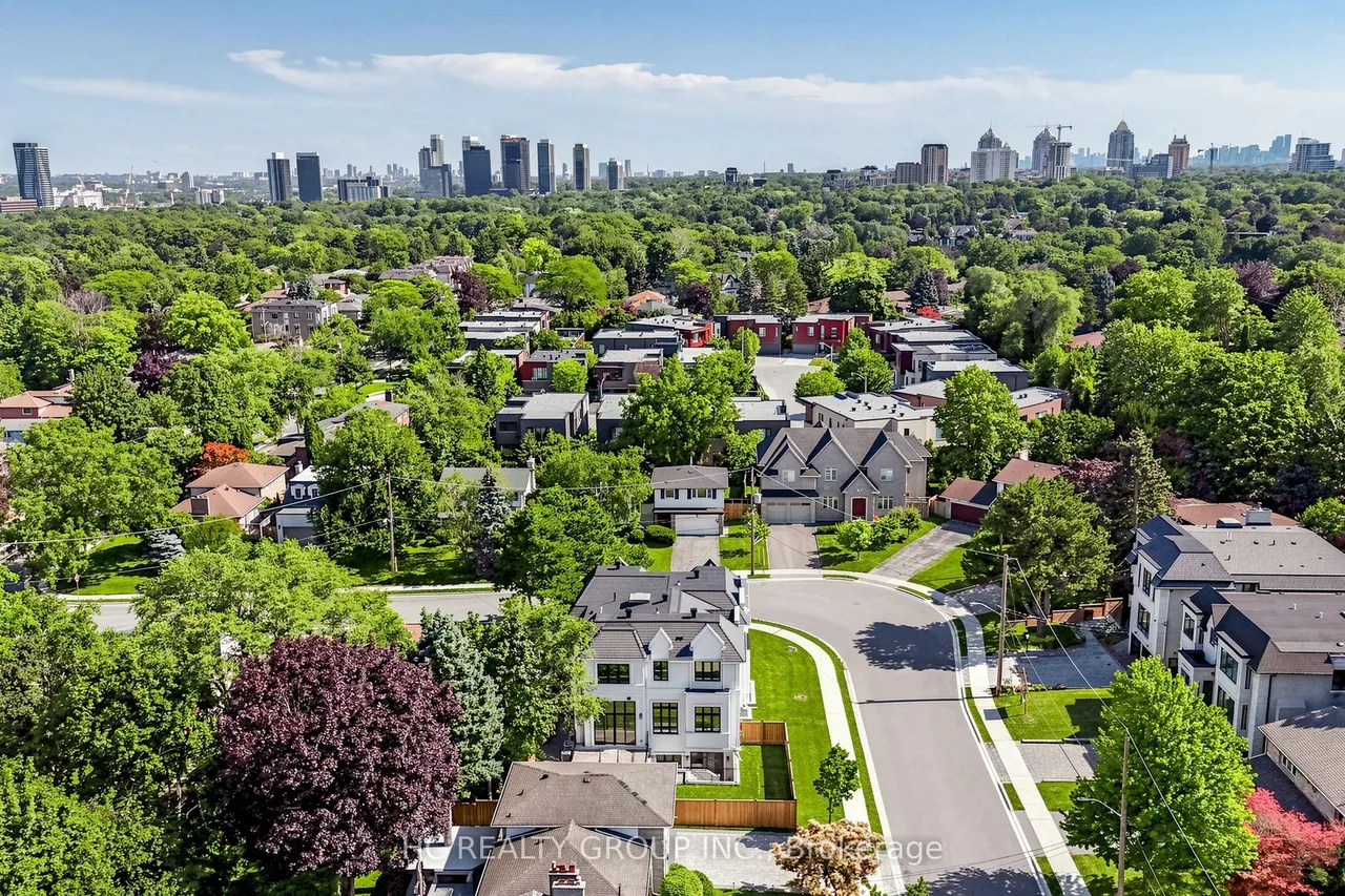 7 Knollview Crescent — photo 47