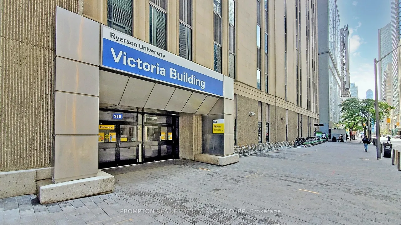 219 Dundas Street E — photo 18