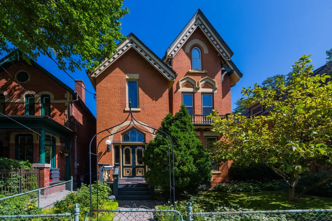 21 Rose Avenue