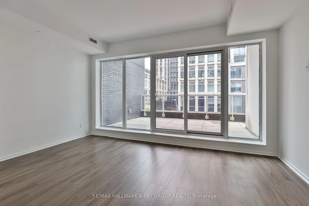 783 Bathurst Street