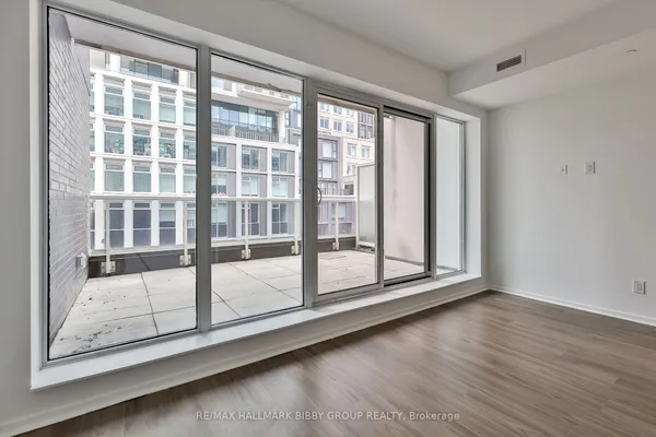 783 Bathurst Street — photo 2