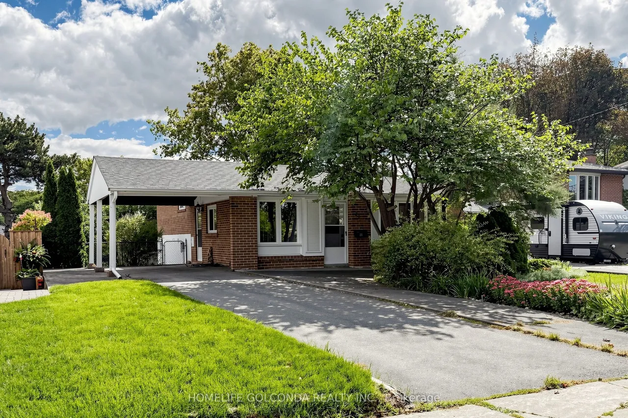 21 Grove Park Crescent — photo 2
